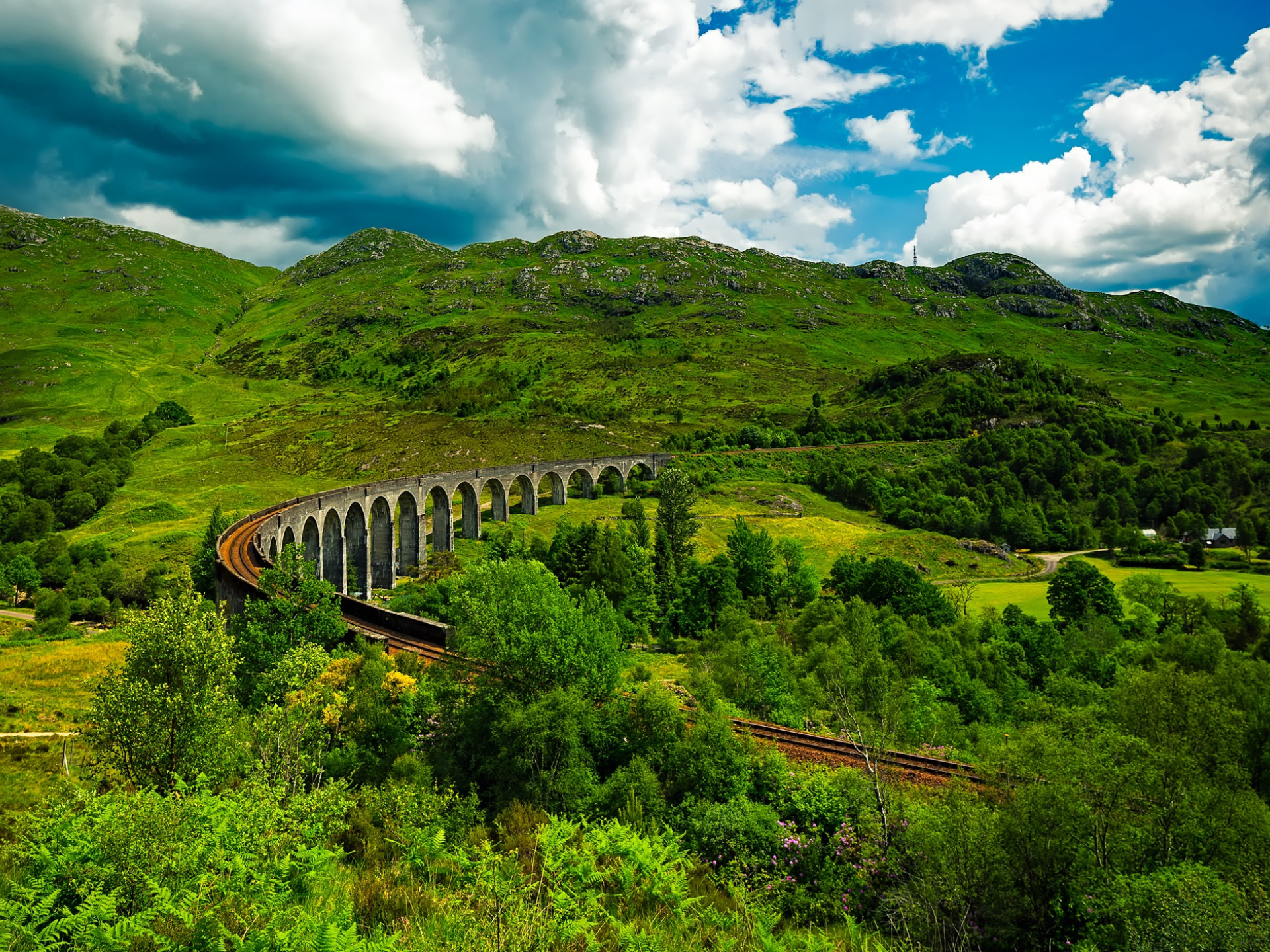 Where Canadians Are Headed in 2025 Trends & Travel Tips Altitude Travel