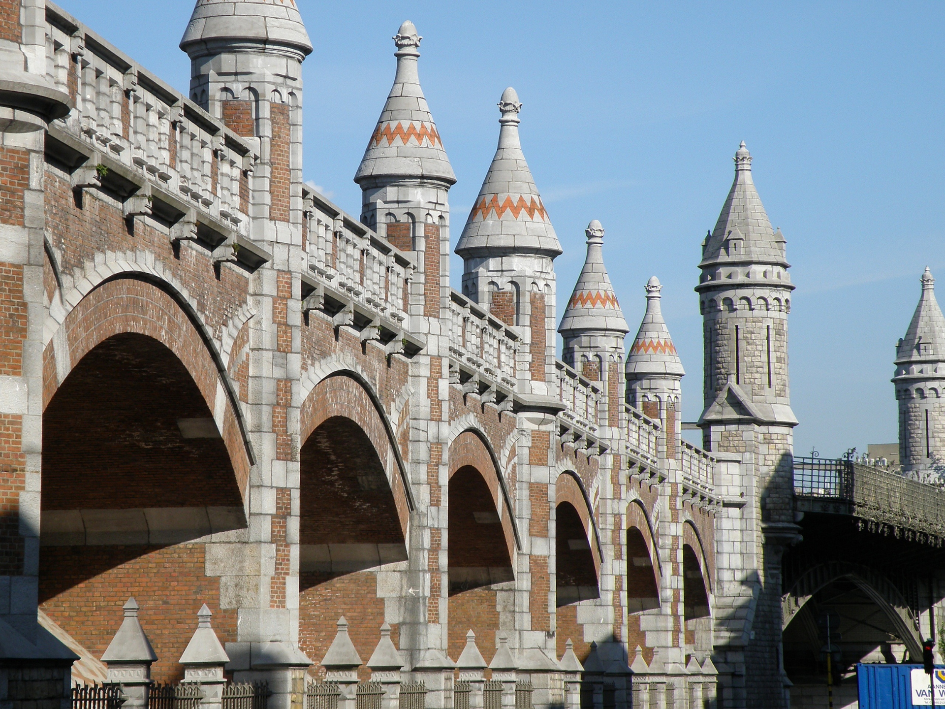 Where Canadians Are Headed in 2025 Trends & Travel Tips AntwerpTravel